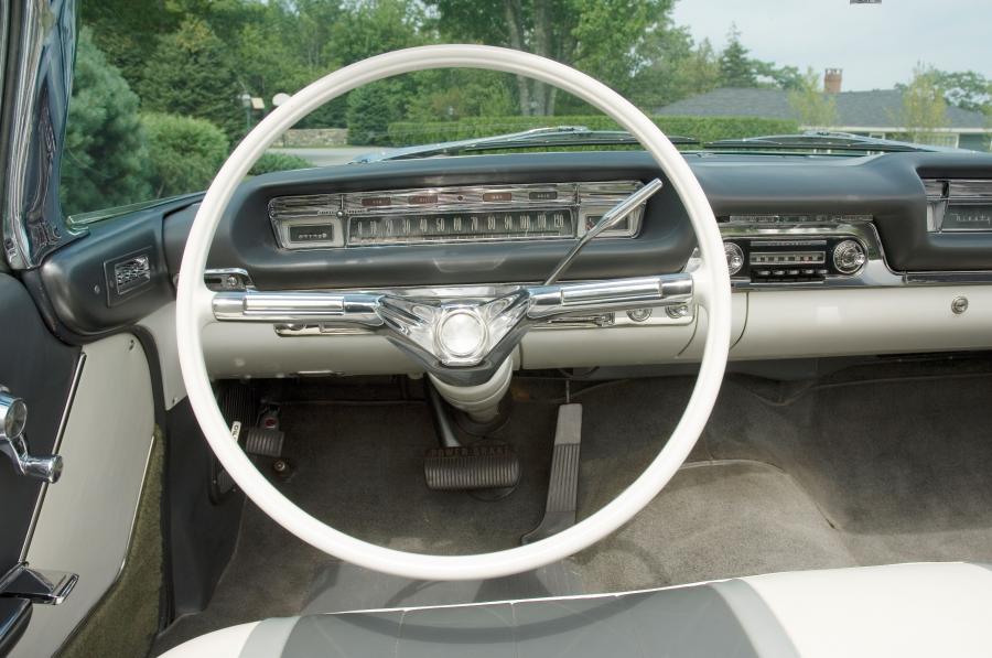  Oldsmobile 98 Convertible 1959 года  (фото 2 из 4)